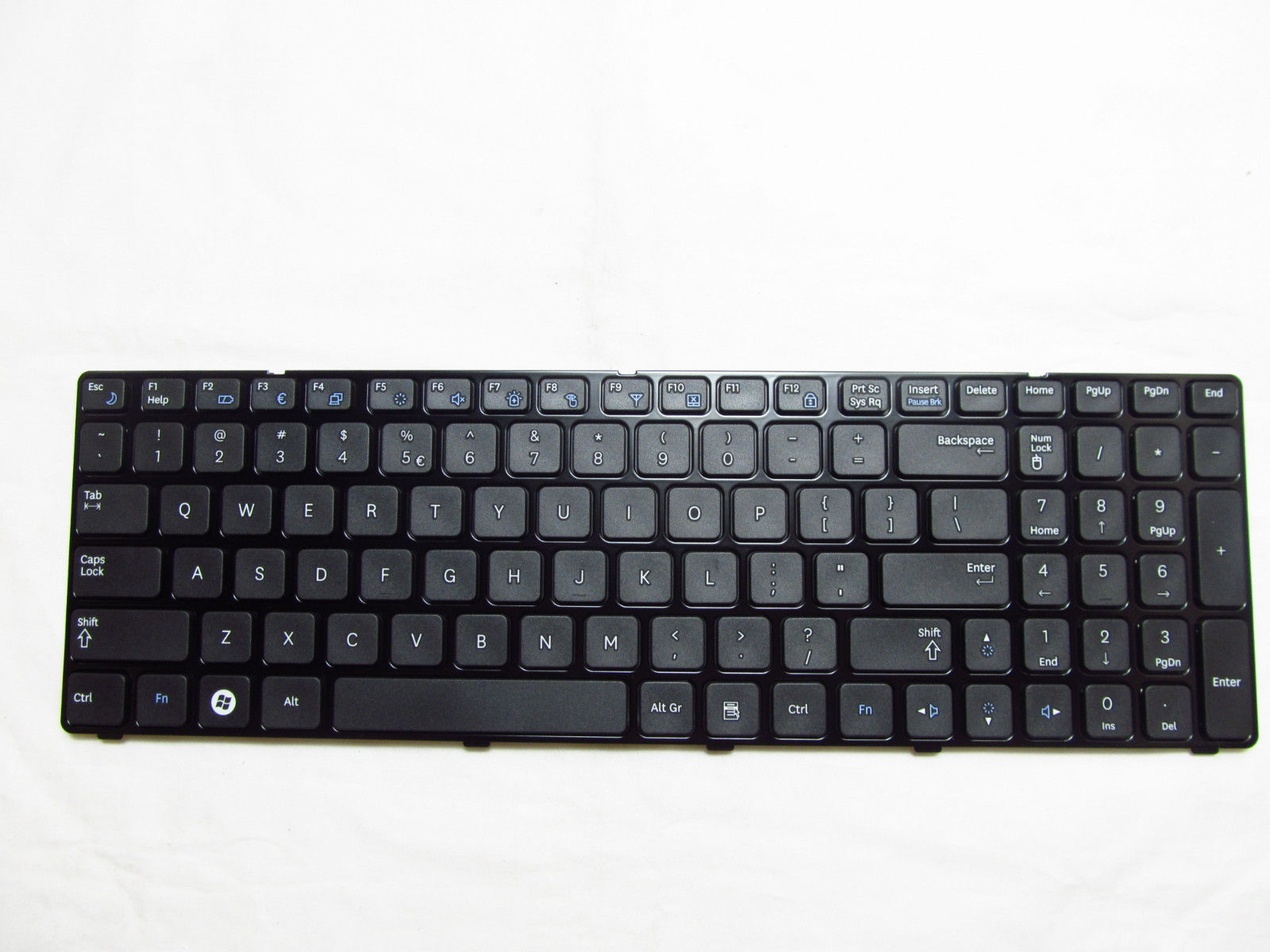 Bàn Phím Laptop Samsung R590 NP-R590