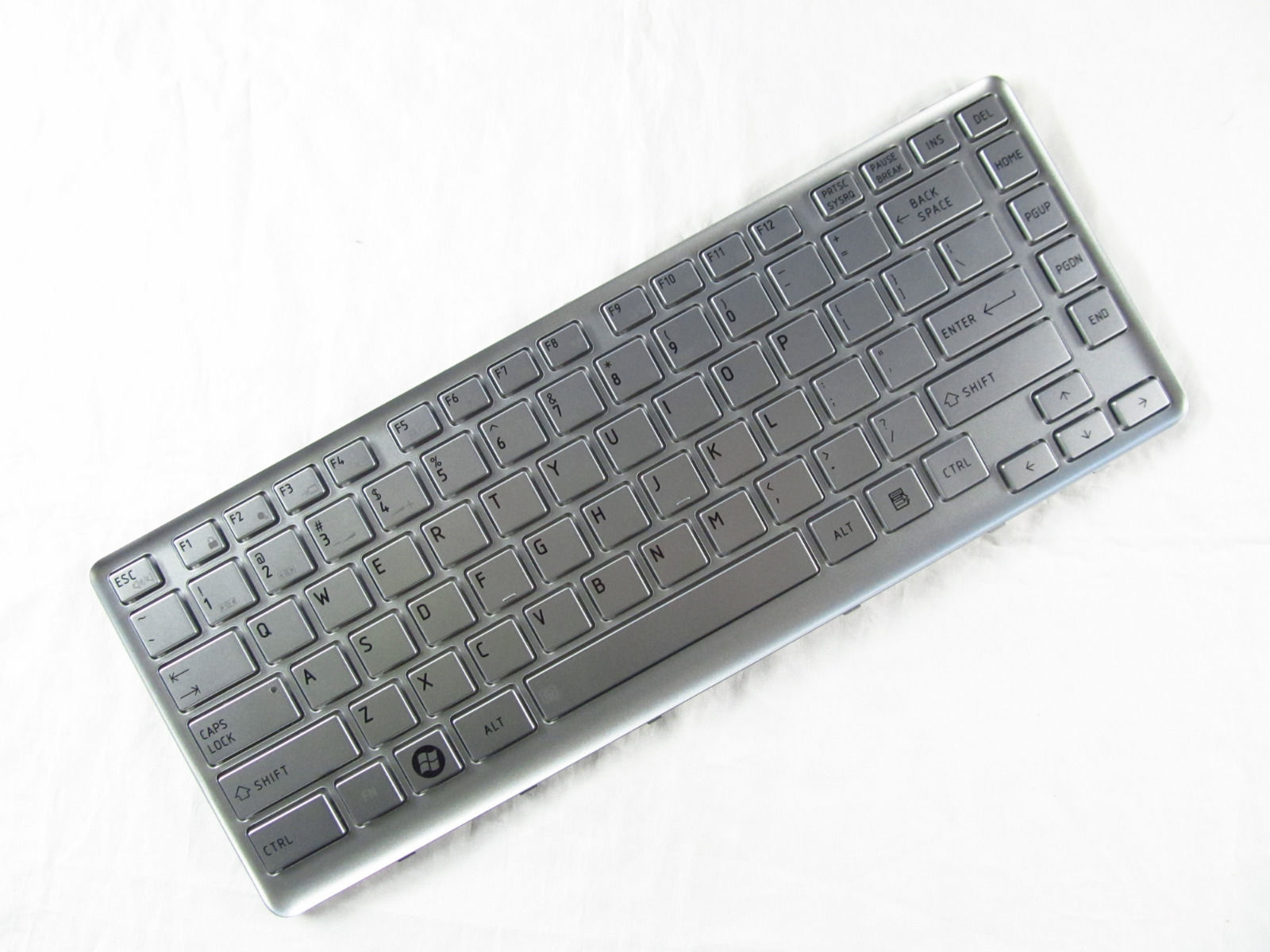 Bàn phím laptop Toshiba Satellite T230