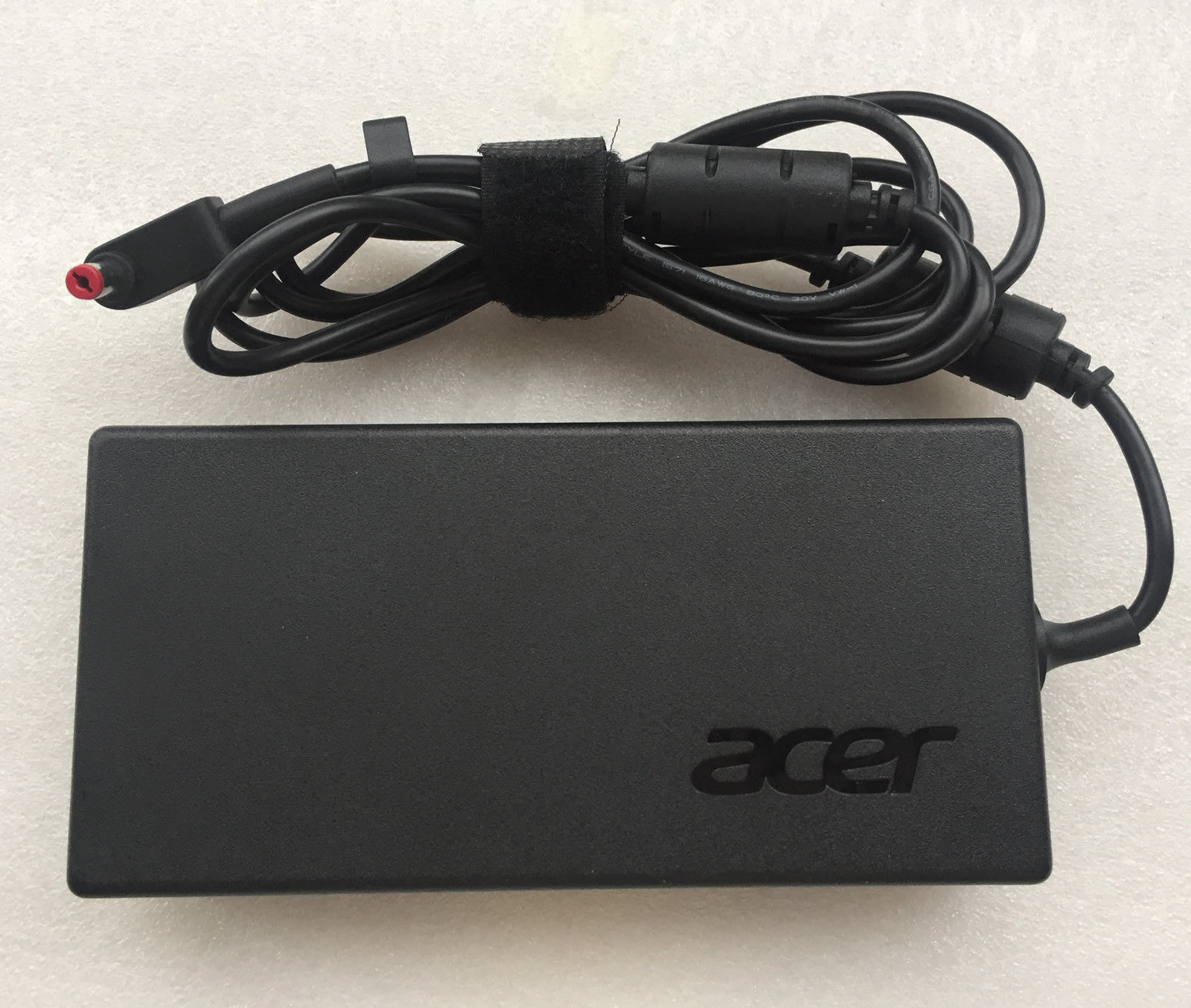 Sạc laptop Acer Predator Helios 300 PH315-51-7533