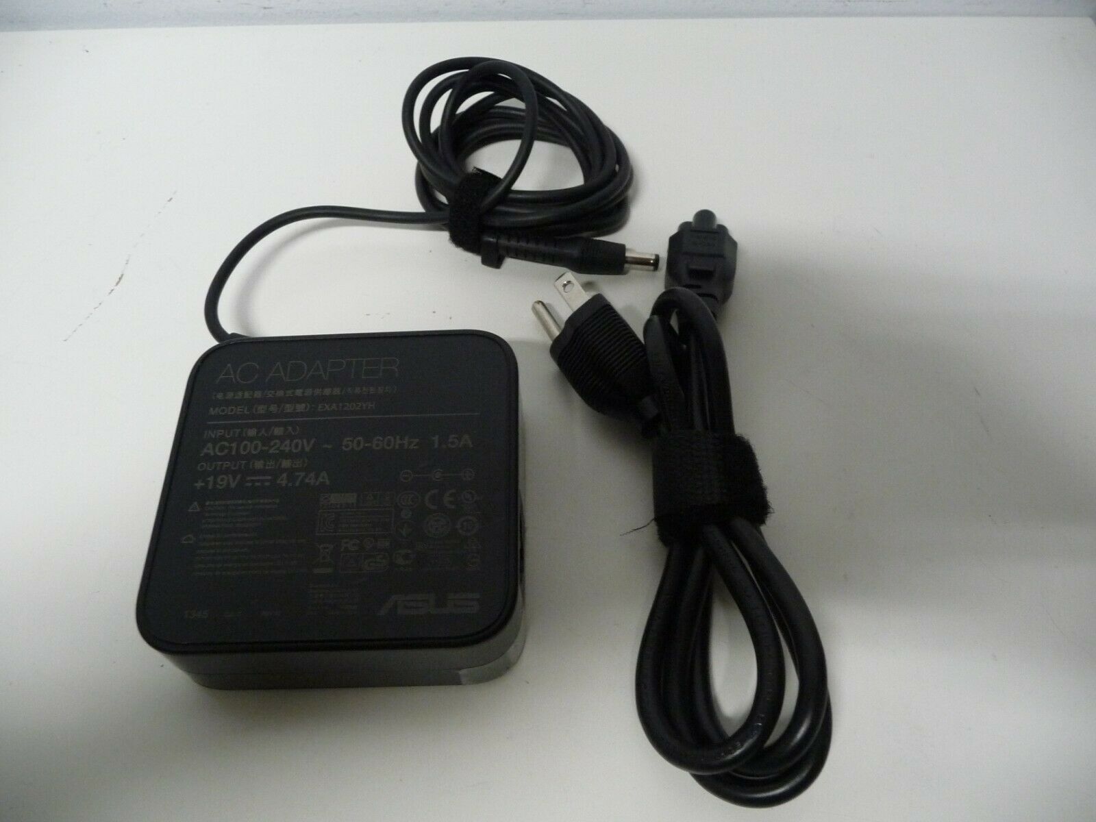 Sạc Adapter Laptop Asus 19V 4.74A EXA1202YH vuông Sạc Adapter Laptop Asus 19V 4.74A EXA1202YH vuông