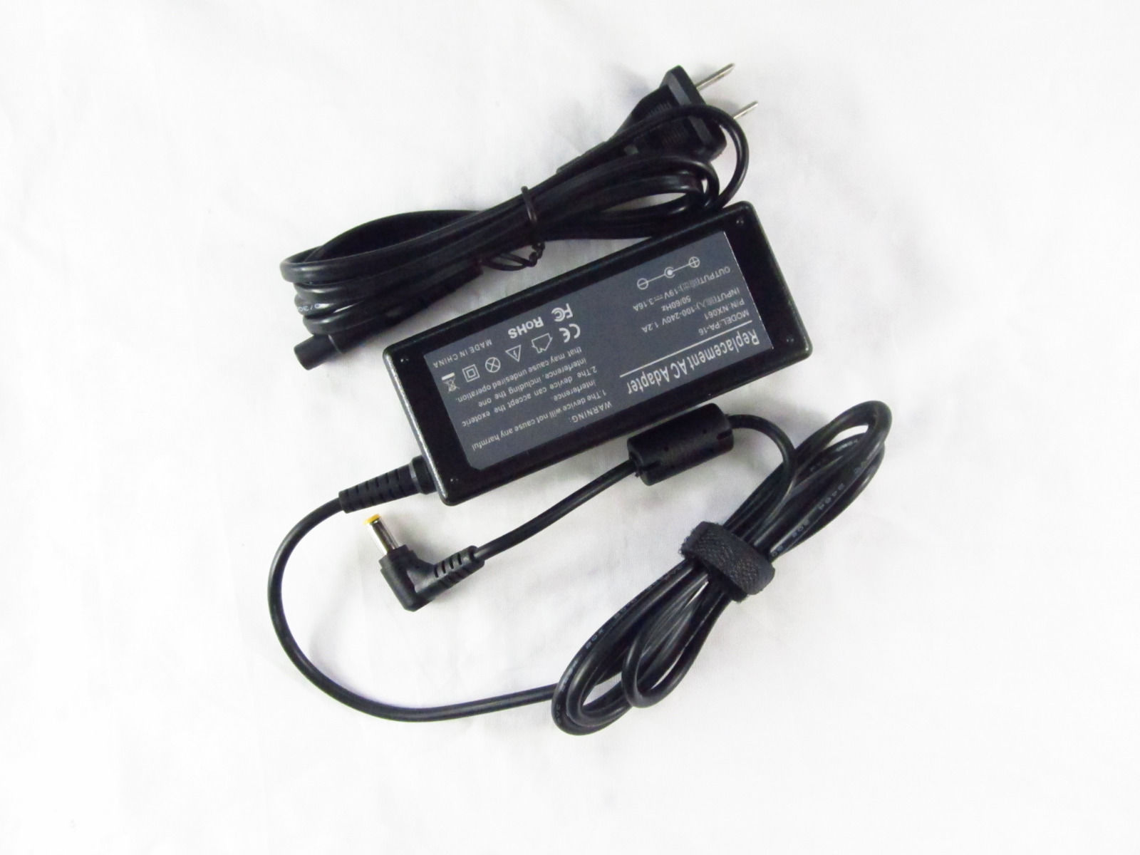 Adapter for Dell Inspiron 1000 2200 B130 PA-16 Adapter for Dell Inspiron 1000 2200 B130 PA-16