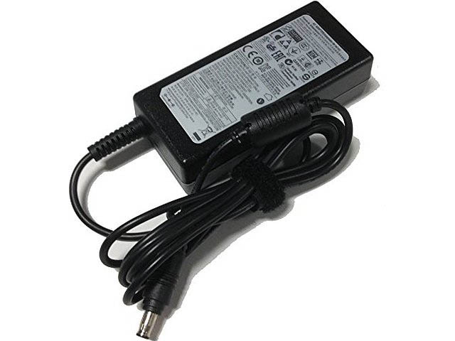 Sạc Samsung NP300E