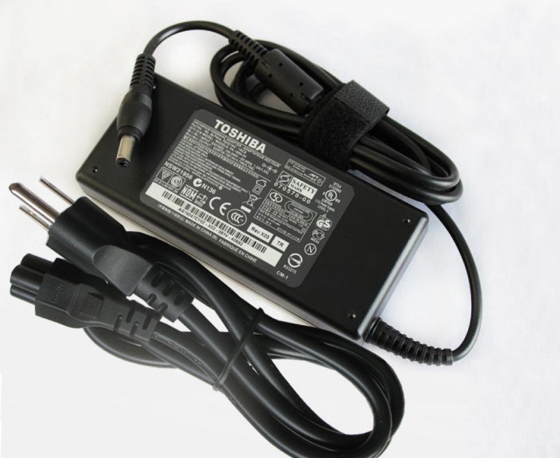 Sạc Adapter Laptop Toshiba 19V 3.95A