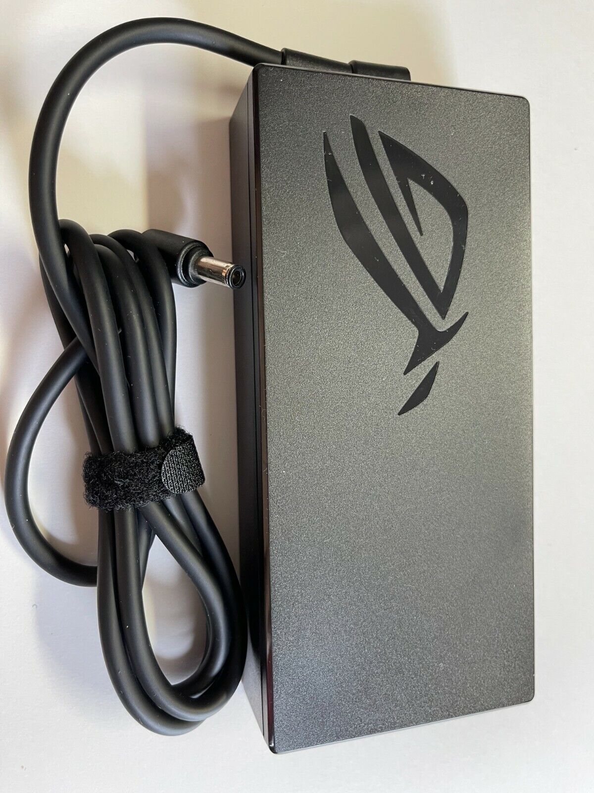 Sạc Adapter ASUS 240W 20.0V AC Adapter for ASUS ROG Strix SCAR/Zephyrus ADP-240 EB B